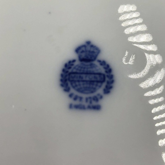 Set Of 2 Minton Saucer Made in England Bone China White Blue Floral Dainty - Picture 3 of 8